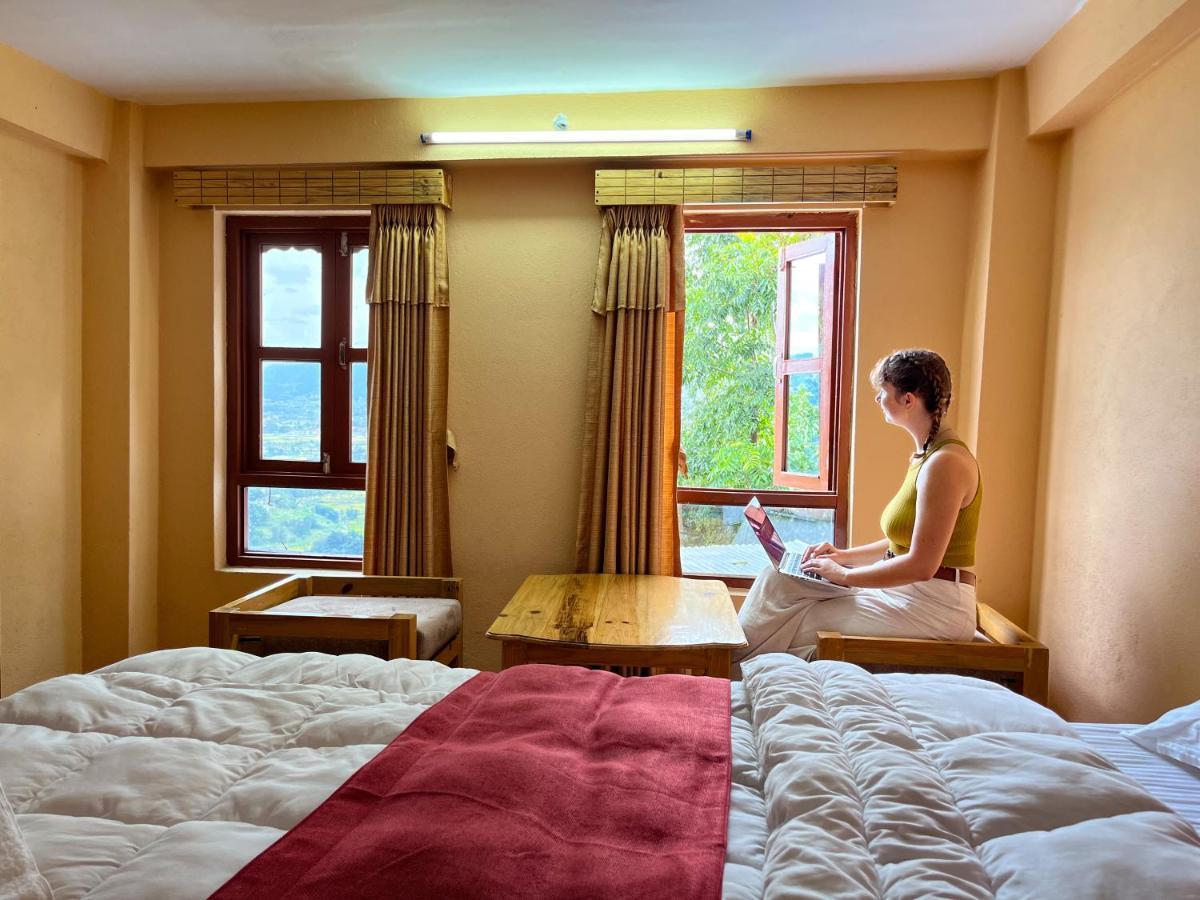 Eagle Nest Hotel Bhatgoan Exterior foto